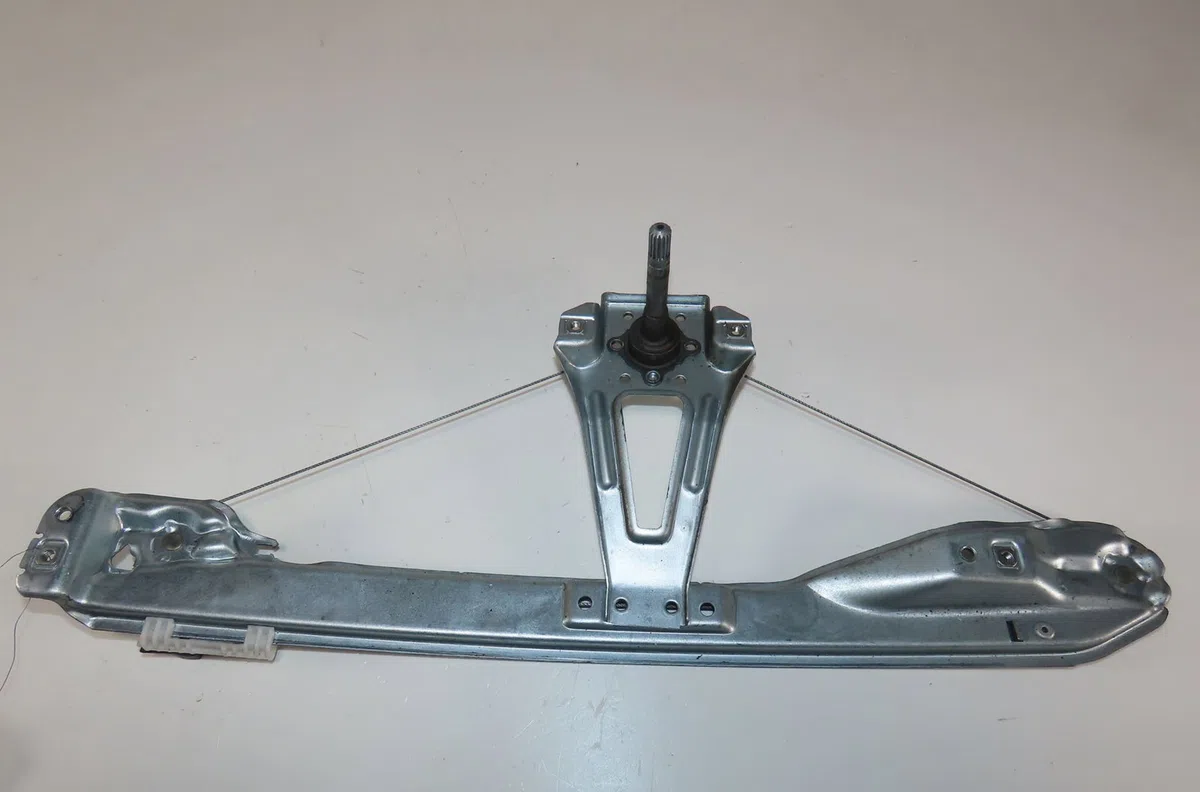 Mecanisme leve-glace arrière gauche Renault CLIO III (BR0-1, CR0-1) 1.2 16v (br02, br0j, br11, cr02, cr0j, cr11) (2005-2