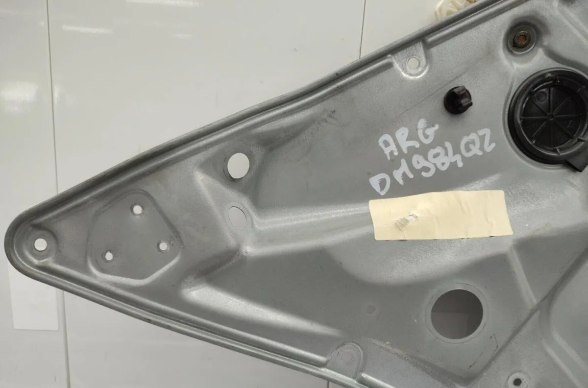 Mecanisme leve-glace arrière gauche SEAT IBIZA 3 PHASE 1 occasion