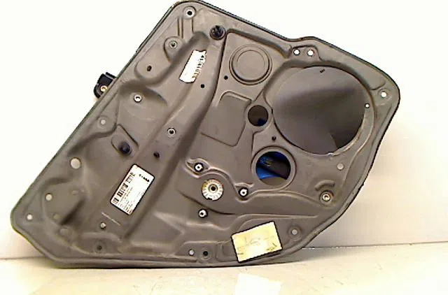 Mecanisme leve-glace arrière gauche VOLKSWAGEN GOLF IV 2002 occasion