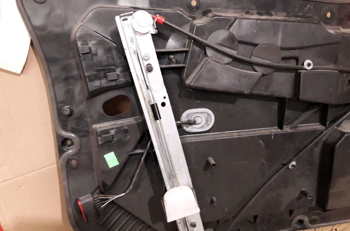 Mécanisme lève-glace avant droit Ford FIESTA VI (CB1, CCN) 1.4 tdci (2010-2012) 3 portes occasion