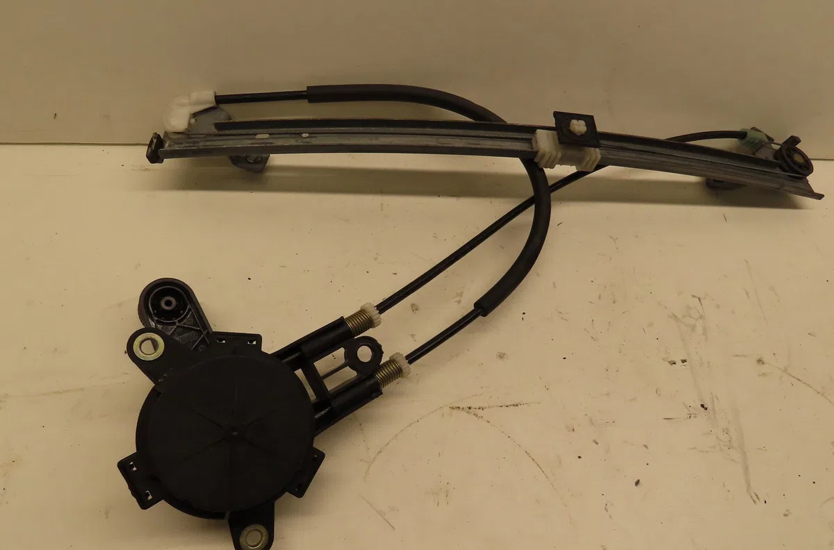 Mécanisme lève-glace avant droit Peugeot 106 I (1A, 1C) 1.1 (1991-1996) occasion