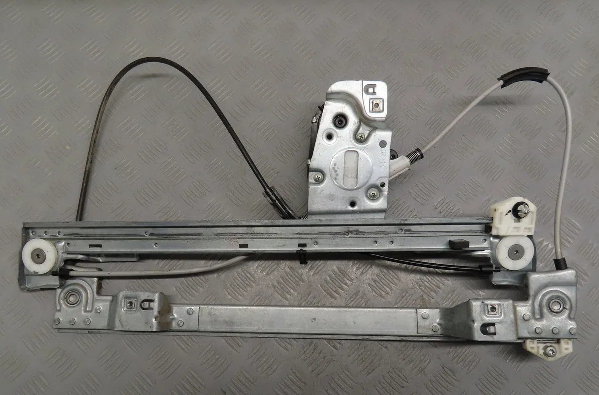 Mécanisme lève-glace avant droit Renault KANGOO Express (FW0-1_) 1.5 dci 70 (fw0a, kw0v) (2008) 4 portes occasion