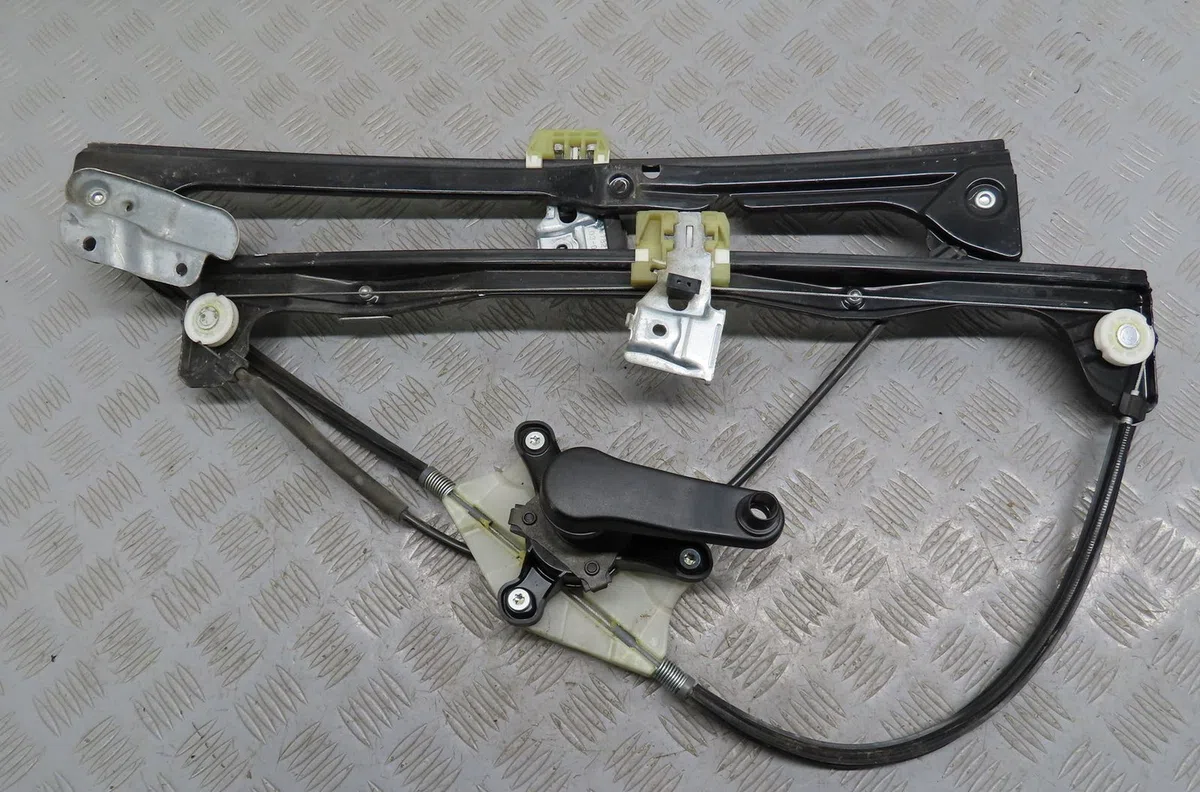 Mécanisme lève-glace avant droit Volkswagen CADDY III Camionnette-Monospace (2KA, 2KH, 2CA, 2CH) 1.9 tdi (2004-2010) occ