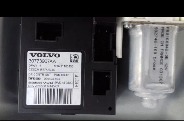 Mécanisme lève-glace avant droit Volvo S40 II (544) 1.6 d (2005-2012) occasion