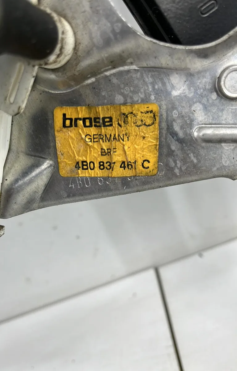 Mécanisme lève-glace avant gauche AUDI A6 2 PHASE 1 occasion