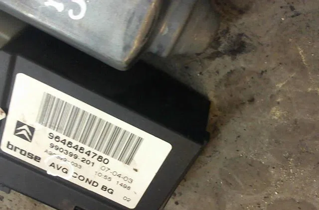 Mécanisme lève-glace avant gauche Citroen C5 I (DC_) 1.8 16v (dc6fzb, dc6fze) (2001-2004) occasion