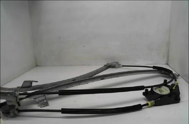 Mécanisme lève-glace avant gauche CITROEN C8  2.2 HDi 16v 130ch occasion