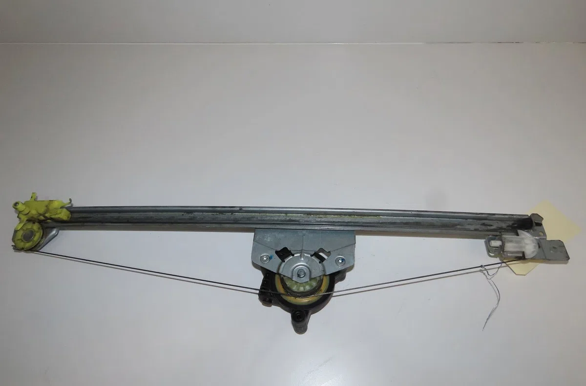 Mécanisme lève-glace avant gauche Nissan PRIMASTAR Camionnette (X83) 2.0 dci 115 (2006) occasion