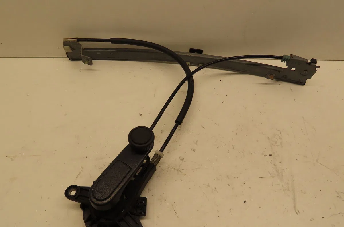 Mécanisme lève-glace avant gauche Peugeot 106 I (1A, 1C) 1.1 (1991-1996) occasion