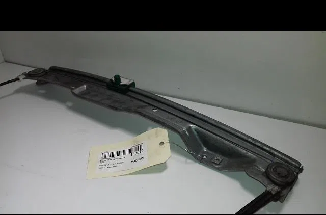 Mécanisme lève-glace avant gauche Renault CLIO III (BR0-1, CR0-1) 1.5 dci (br17, cr17) (2005-2012) 5 portes occasion