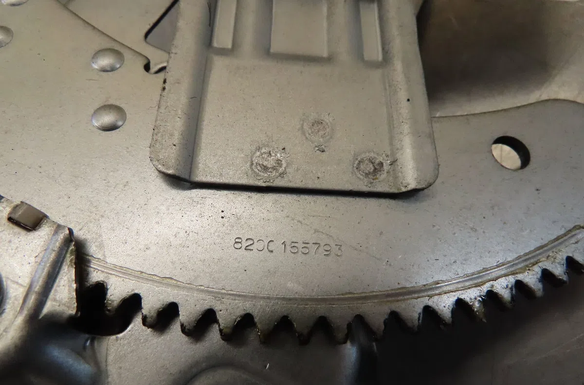 Mécanisme lève-glace avant gauche Renault KANGOO (KC0-1_) 1.2 (kc0a, kc0k, kc0f, kc01) (1997) occasion