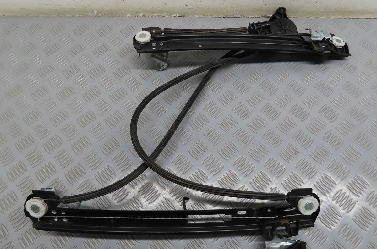 Mécanisme lève-glace avant gauche Seat IBIZA IV (6J5, 6P1) 1.2 (2009-2011) occasion