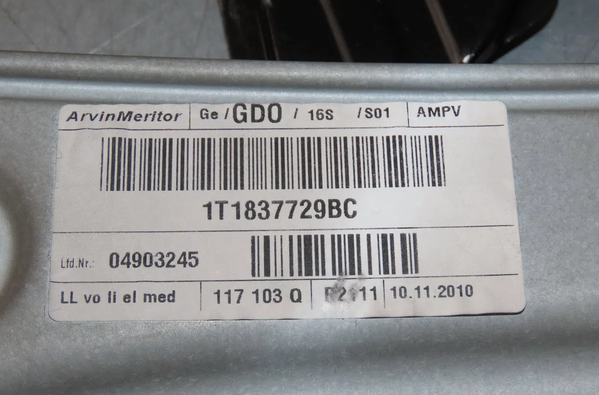 Mécanisme lève-glace avant gauche Volkswagen TOURAN (1T3) 1.6 tdi (2010-2015) 5 portes occasion
