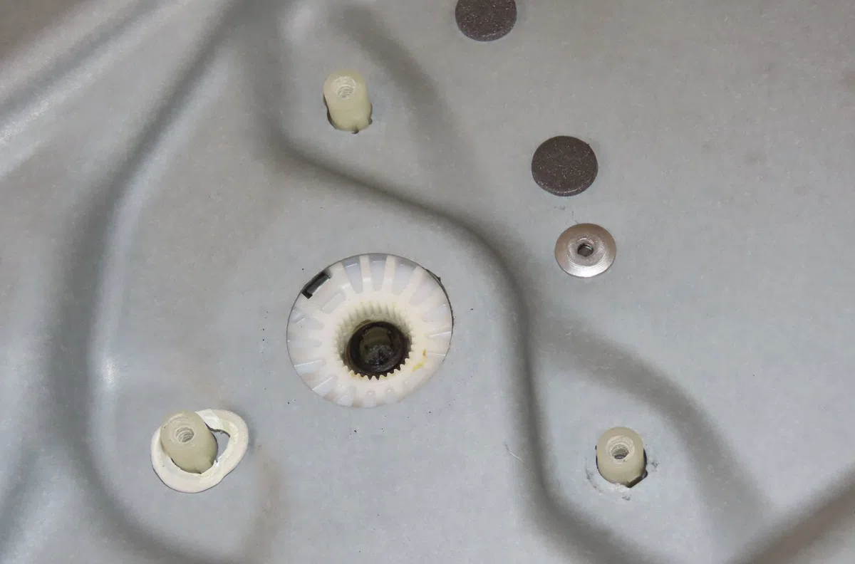 Mécanisme lève-glace avant gauche Volkswagen TOURAN (1T3) 1.6 tdi (2010-2015) 5 portes occasion