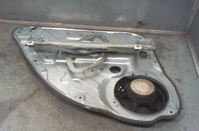 Mecanisme+moteur leve-glace ard FORD FOCUS 2006 occasion