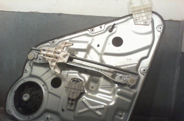 Mecanisme+moteur leve-glace ard KIA CEEÂ´D 2007 occasion