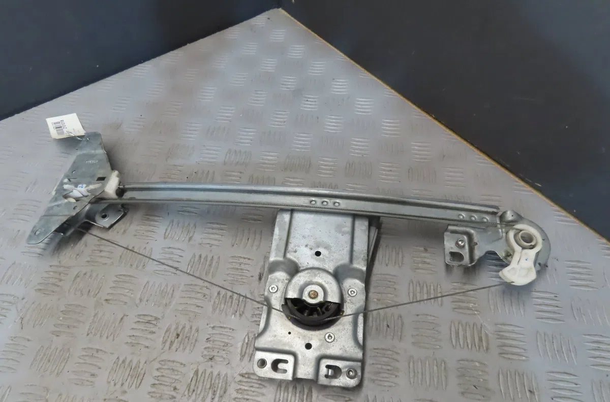 Mecanisme+moteur leve-glace ard PEUGEOT 307 SW 2004 occasion