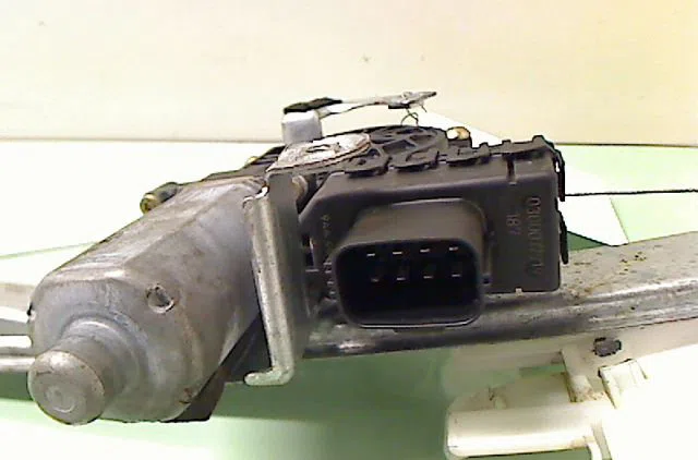 Mecanisme+moteur leve-glace arg FORD MONDEO II 2001 occasion
