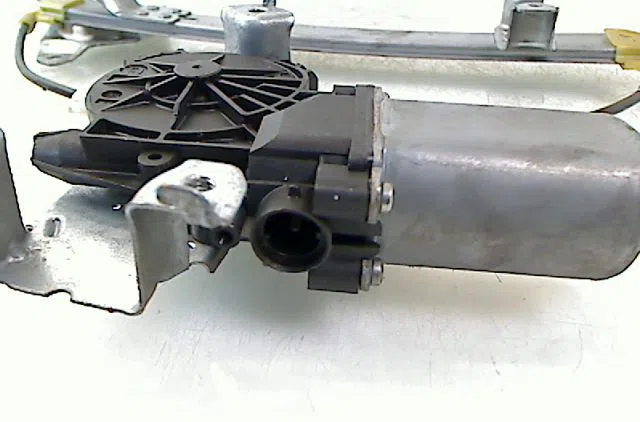 Mecanisme+moteur leve-glace arg NISSAN QASHQAI I 2007 occasion