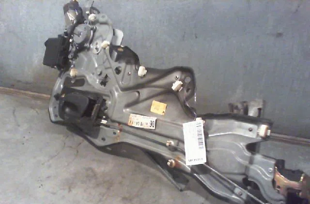 Mecanisme+moteur leve-glace arg RENAULT LAGUNA 1995 occasion