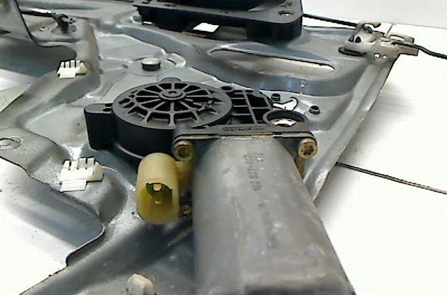 Mecanisme+moteur leve-glace arg RENAULT LAGUNA I 1998 occasion