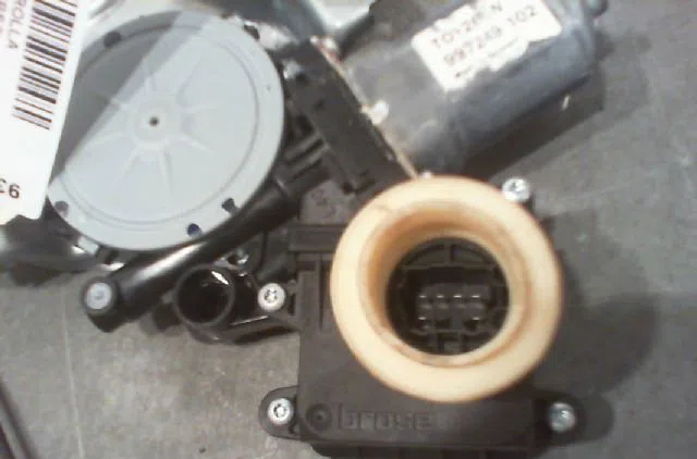 Mecanisme+moteur leve-glace arg TOYOTA COROLLA 2006 occasion