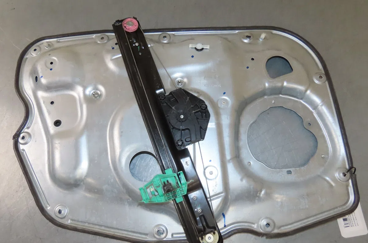 Mecanisme  moteur lève-glace avant droit Alfa romeo GIULIETTA (940_) 1.4 tb (940fxb1a, 940fxb11) (2010-2018) occasion