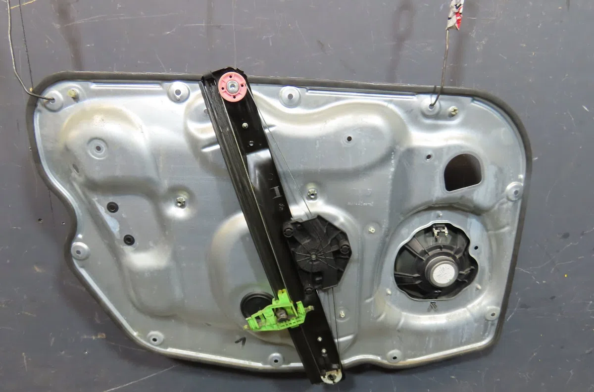 Mecanisme  moteur lève-glace avant droit Alfa romeo GIULIETTA (940_) 2.0 jtdm (940.fxl1a) (2010-2020) occasion