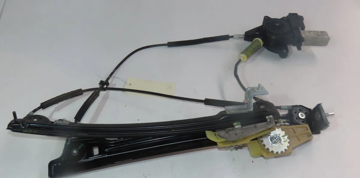 Mecanisme  moteur lève-glace avant droit Alfa romeo MITO (955_) 1.6 jtdm (955axc1b) (2008-2015) occasion