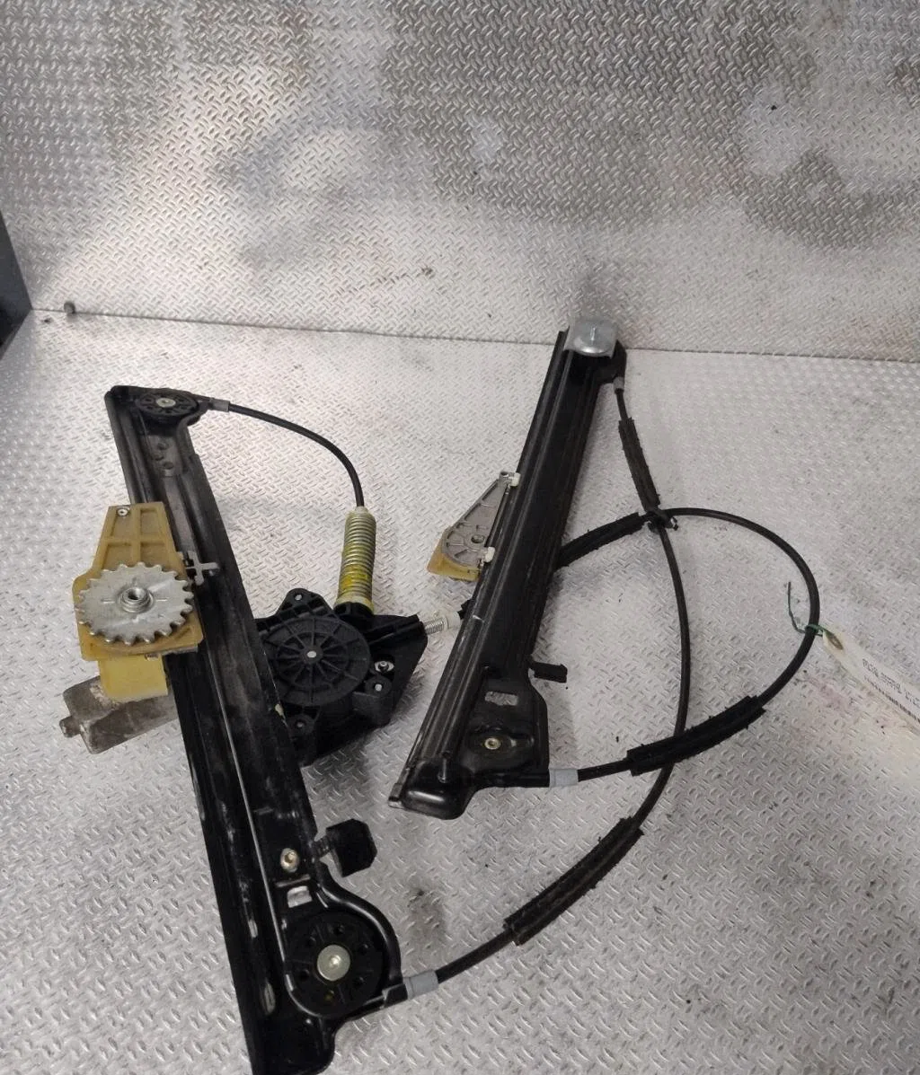 Mecanisme  moteur lève-glace avant droit ALFA ROMEO MITO  MITO PHASE 1 occasion