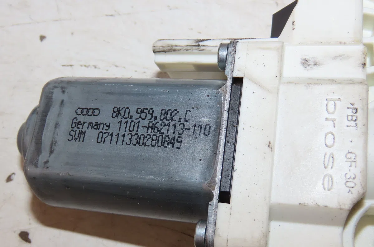 Mecanisme  moteur lève-glace avant droit Audi A1 (8X1, 8XK) 1.2 tfsi (2010-2015) occasion
