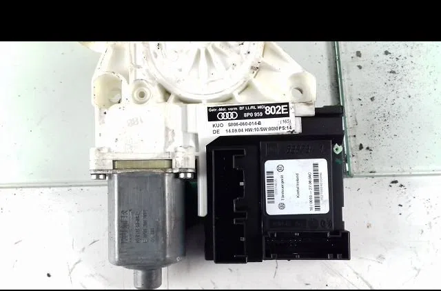 Mecanisme  moteur lève-glace avant droit Audi A3 (8P1) 2.0 tdi 16v (2003-2012) 3 portes occasion