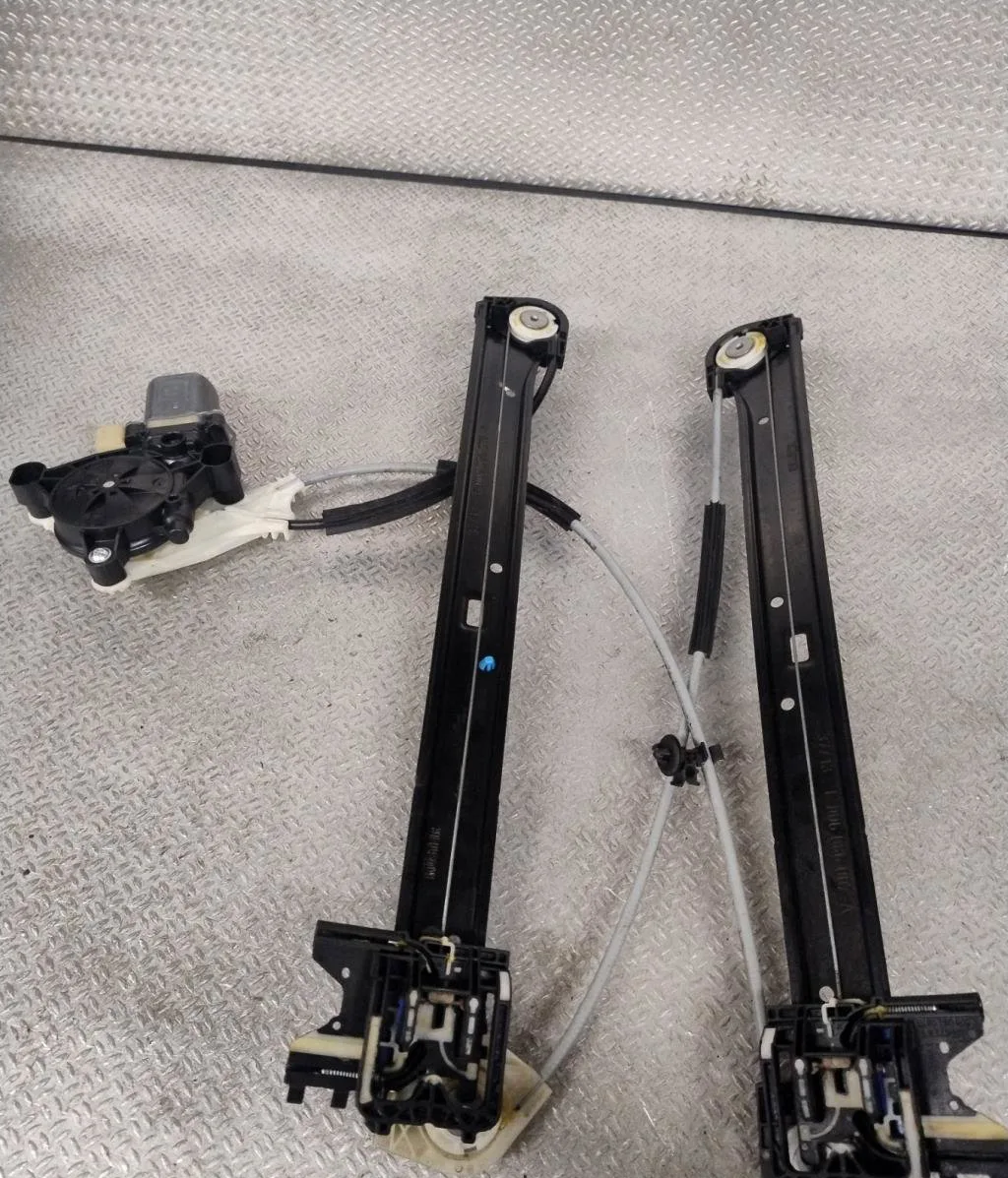 Mecanisme  moteur lève-glace avant droit Audi A3 Sportback (8VA, 8VF) 2.0 tdi (2012-2020) 5 portes occasion