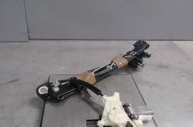 Mecanisme  moteur lève-glace avant droit Audi A3 Sportback (8VA, 8VF) 30 tfsi (2018-2020) occasion