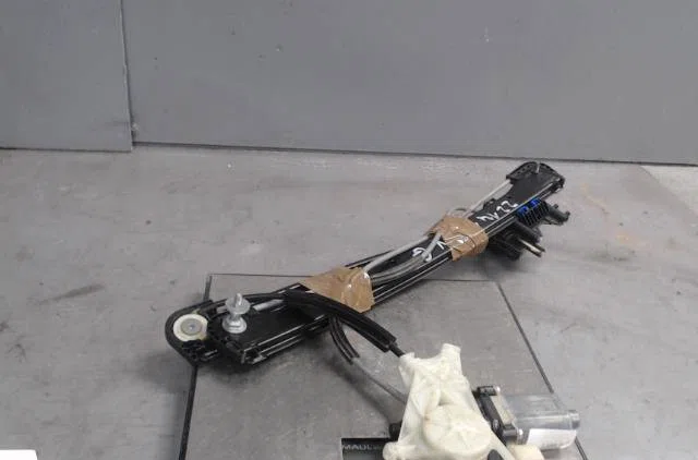 Mecanisme  moteur lève-glace avant droit Audi A3 Sportback (8VA, 8VF) 30 tfsi (2018-2020) occasion