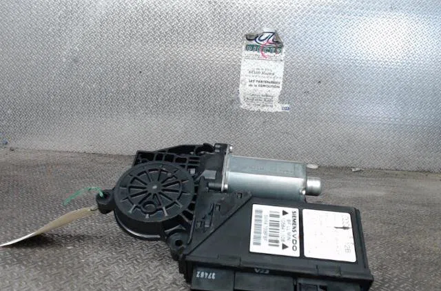 Mecanisme  moteur lève-glace avant droit AUDI A4 2  A4 2 PHASE 1 occasion