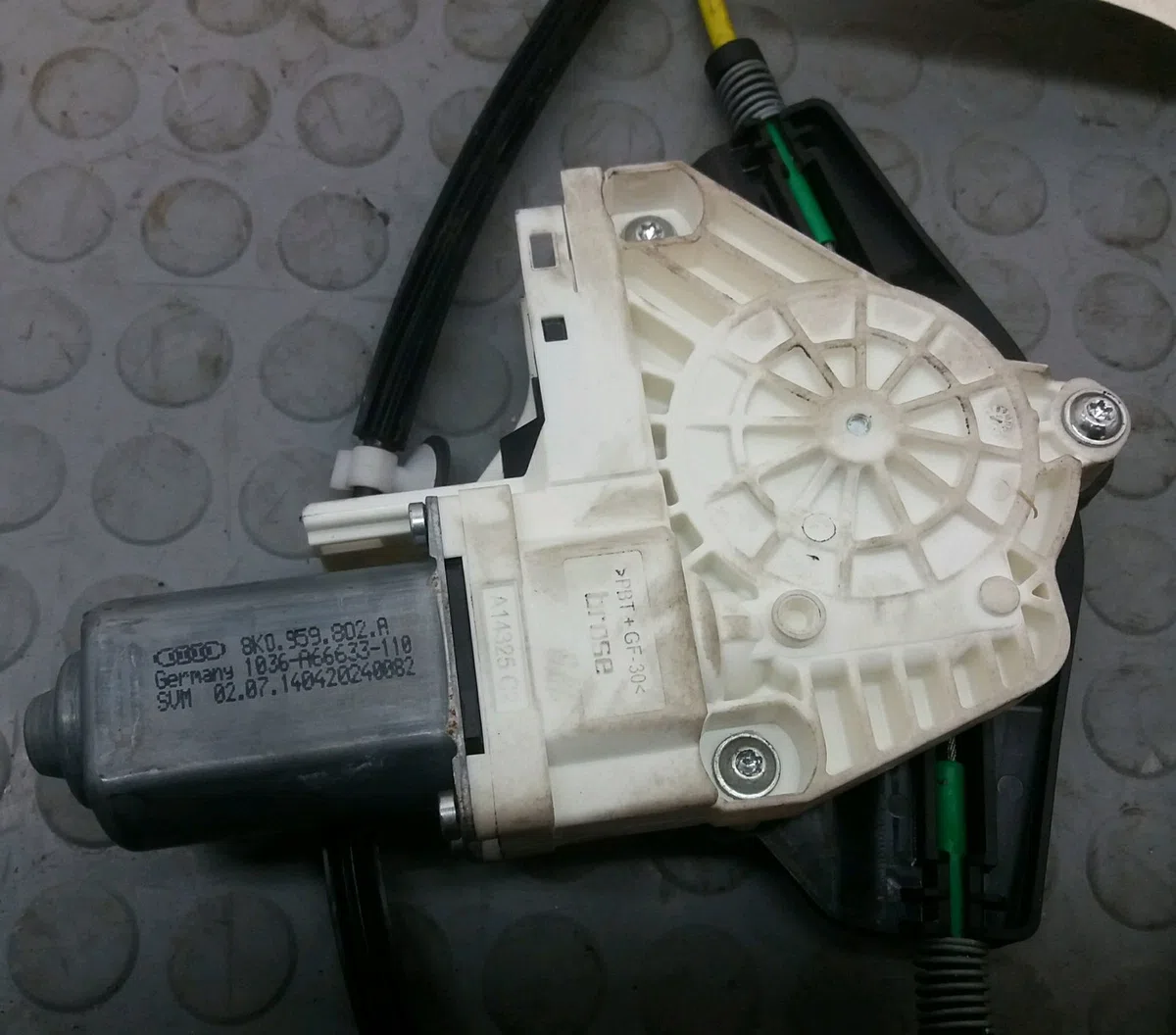 Mecanisme  moteur lève-glace avant droit Audi A4 Allroad B8 (8KH) 2.0 tdi quattro (2011-2016) occasion