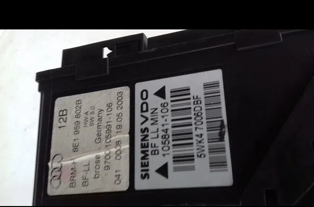 Mecanisme  moteur lève-glace avant droit Audi A4 B6 (8E2) 1.9 tdi (2000-2004) 4 portes occasion