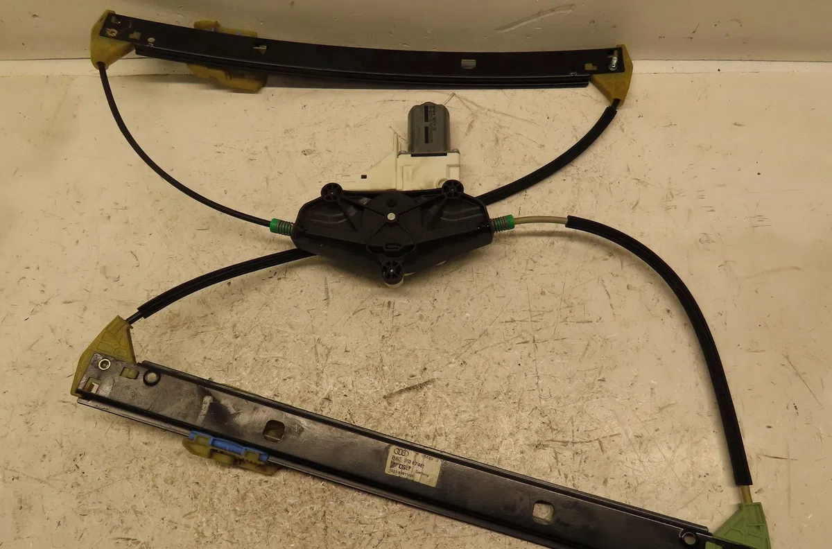 Mecanisme  moteur lève-glace avant droit Audi A4 B8 Avant (8K5) S4 quattro (2008-2015) occasion