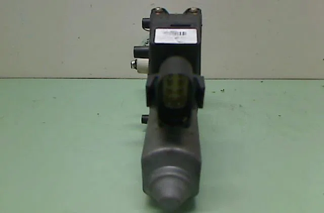 Mecanisme + moteur lève-glace avant droit AUDI A4 I 1997 occasion