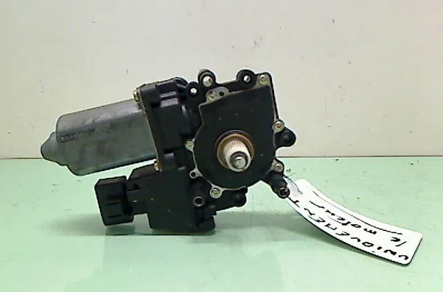 Mecanisme + moteur lève-glace avant droit AUDI A4 I 1997 occasion