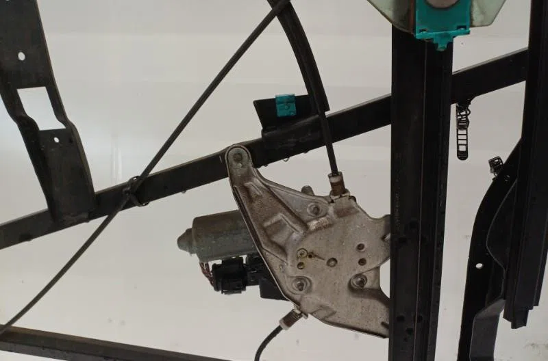 Mecanisme  moteur lève-glace avant droit AUDI A6 2 PHASE 1 occasion