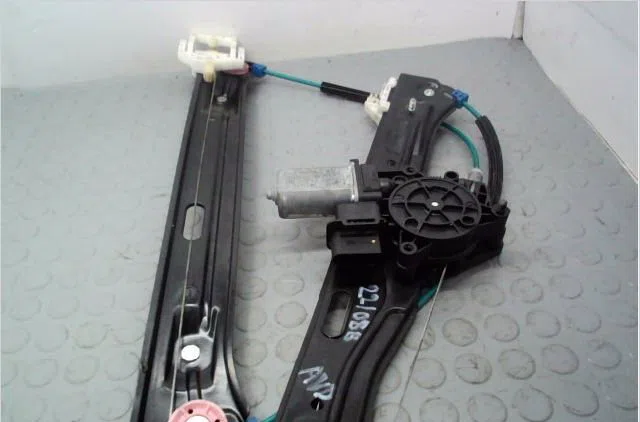 Mecanisme  moteur lève-glace avant droit Bmw 1 (F20) M 135 i (2012-2015) occasion