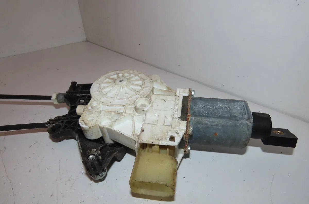 Mecanisme  moteur lève-glace avant droit Bmw 1 (F21) 114 i (2012-2015) occasion