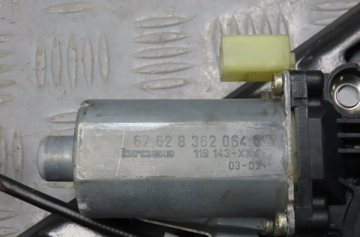 Mecanisme  moteur lève-glace avant droit Bmw 3 (E46) 330 d (1999-2005) 4 portes occasion