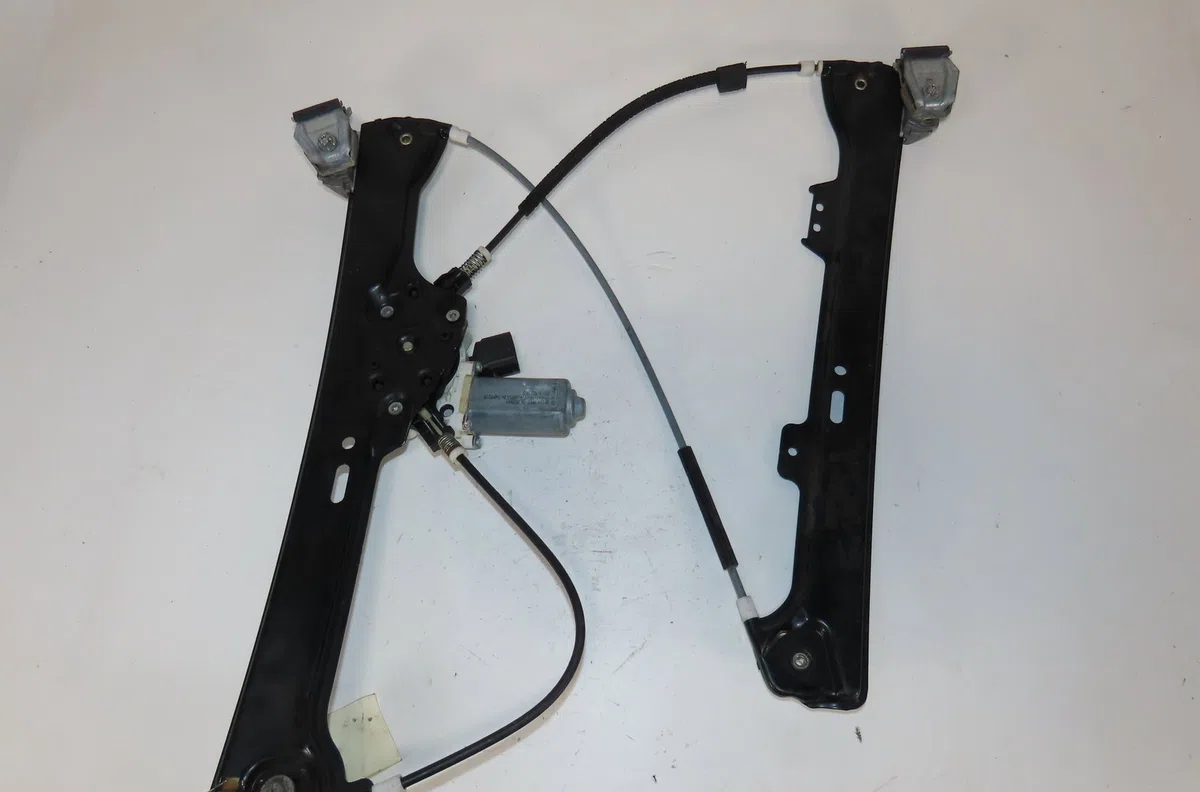 Mecanisme  moteur lève-glace avant droit Bmw 5 (E60) 530 xd (2005-2007) occasion