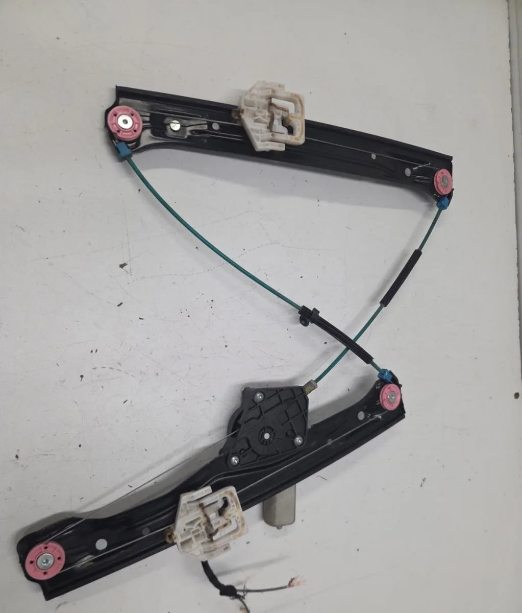 Mecanisme  moteur lève-glace avant droit BMW SERIE 1 F20 PHASE 1 occasion