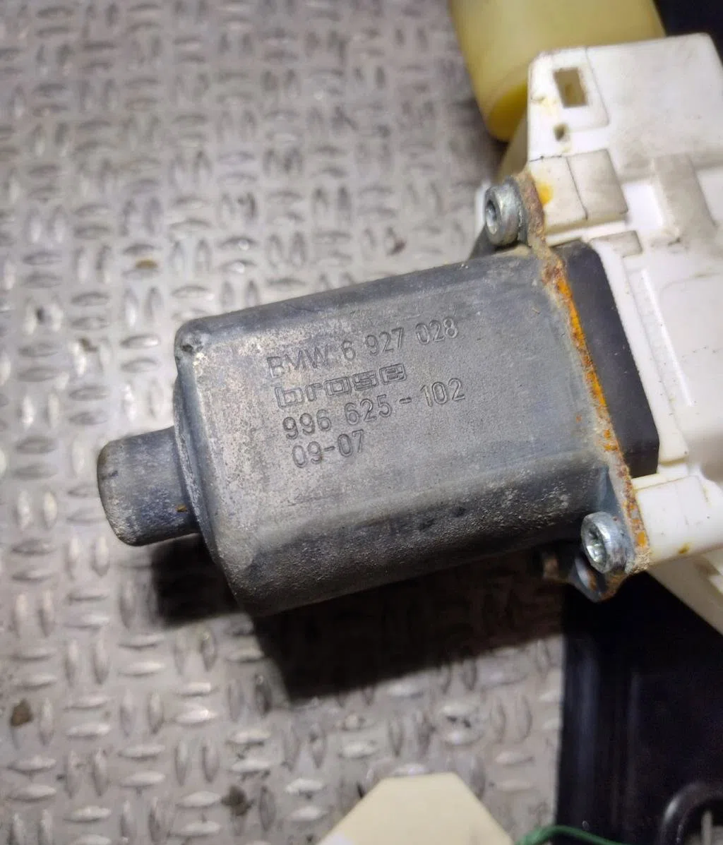 Mecanisme  moteur lève-glace avant droit BMW SERIE 3 E91  SERIE 3 E91 TOURING PHASE 2 BREAK occasion