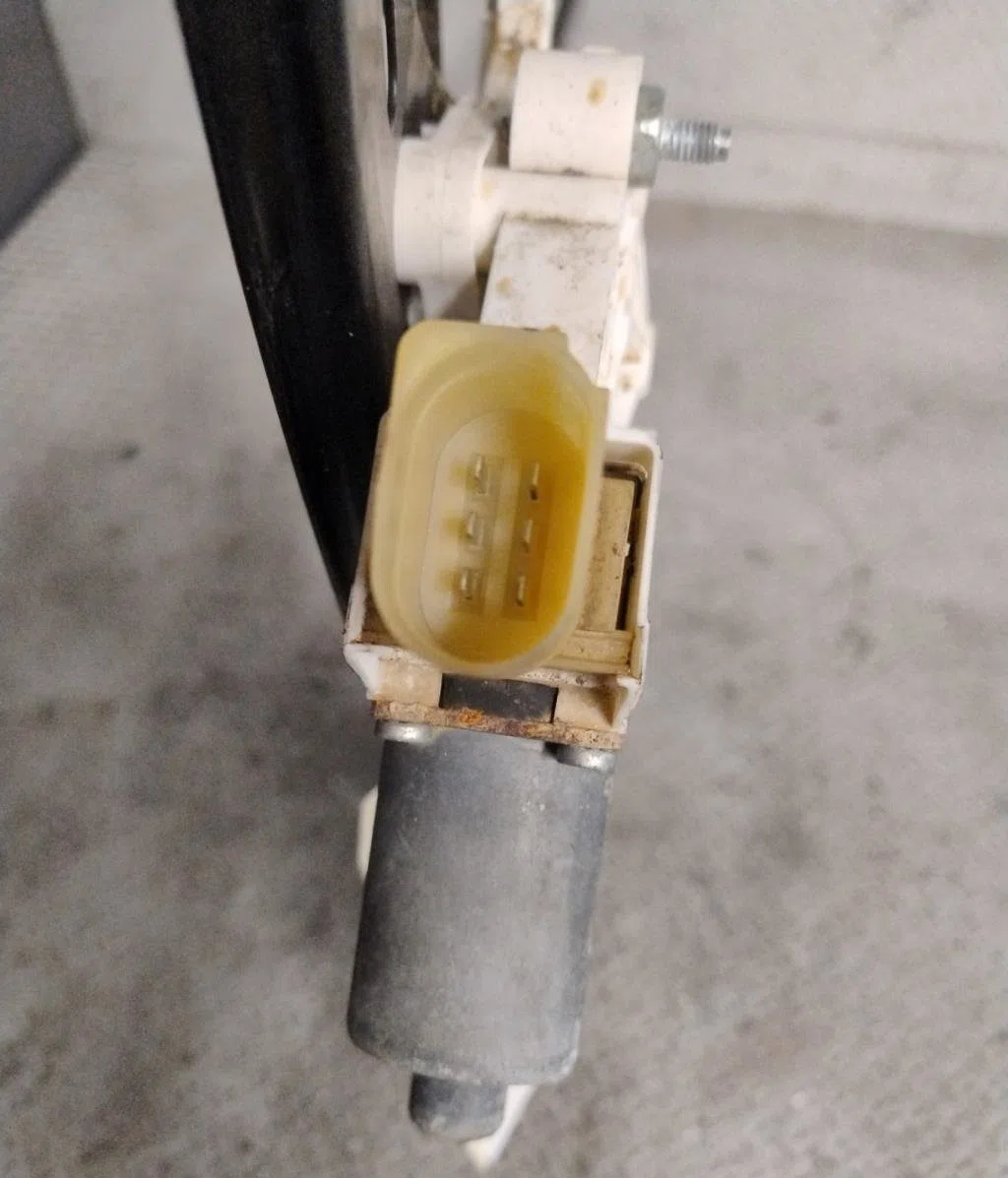 Mecanisme  moteur lève-glace avant droit BMW SERIE 3 E91  SERIE 3 E91 TOURING PHASE 2 BREAK occasion