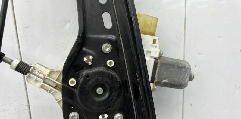 Mecanisme  moteur lève-glace avant droit BMW SERIE 3 E91 TOURING PHASE 2 BREAK occasion